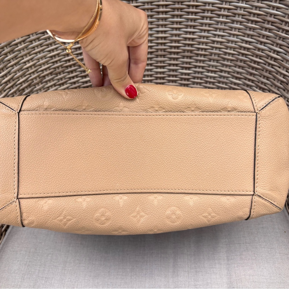 Authentic Louis Vuitton Bagatelle Empreinte beige Dune 2way discontinued hobo - Picture 10 of 15